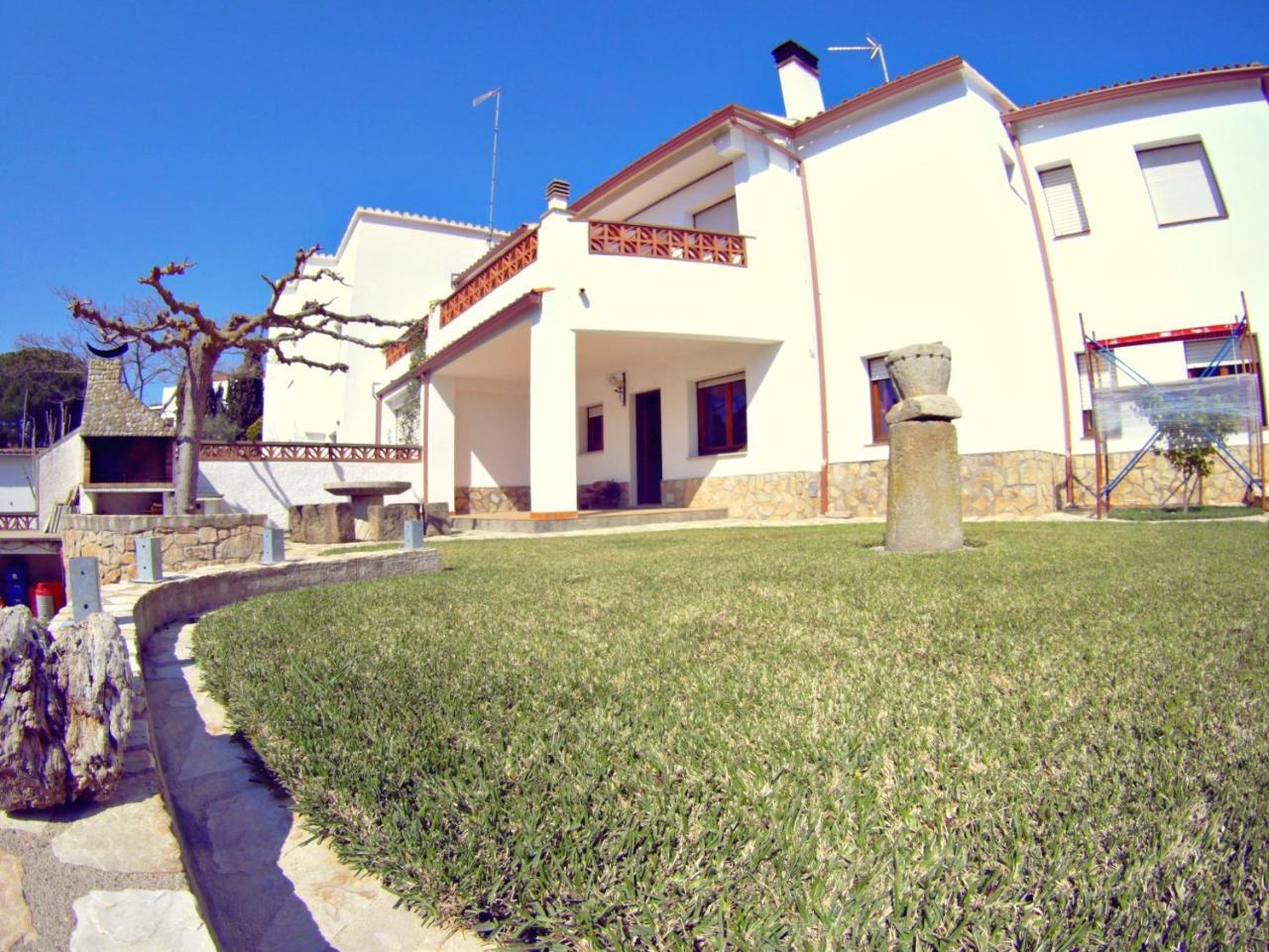 Vacay Apartamento Montgo, Agradable Jardin! En Costa Brava L'Escala! المظهر الخارجي الصورة