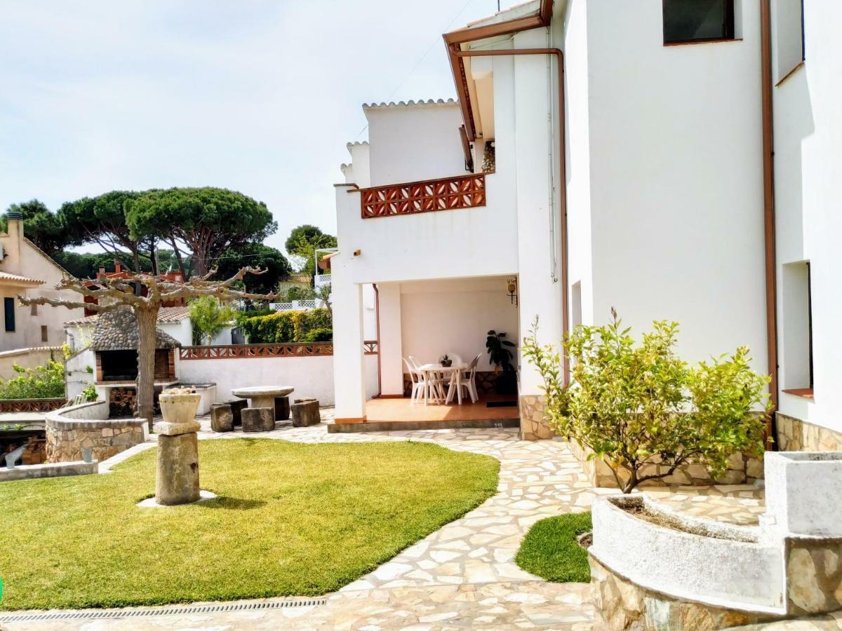 Vacay Apartamento Montgo, Agradable Jardin! En Costa Brava L'Escala! المظهر الخارجي الصورة