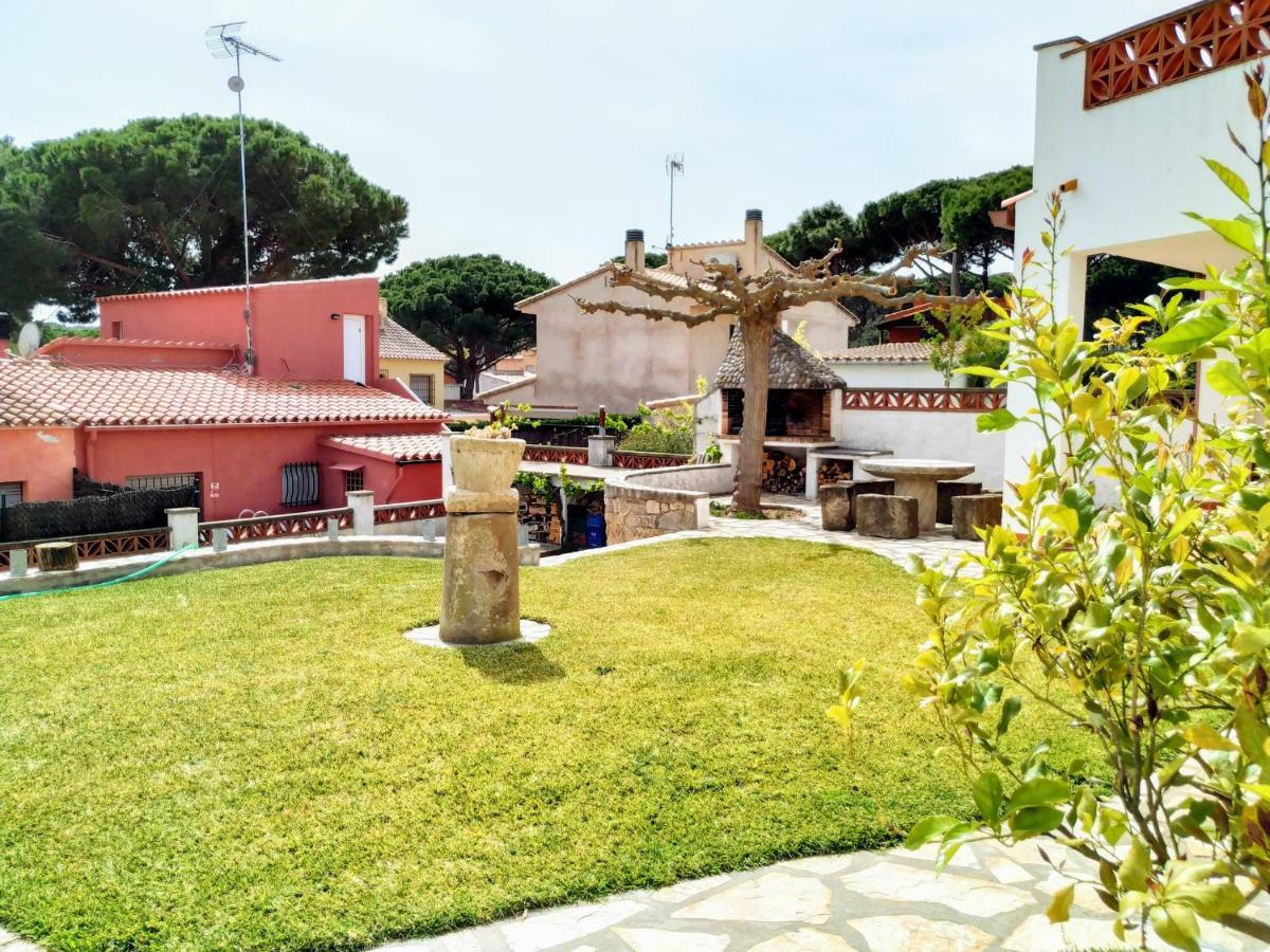Vacay Apartamento Montgo, Agradable Jardin! En Costa Brava L'Escala! المظهر الخارجي الصورة