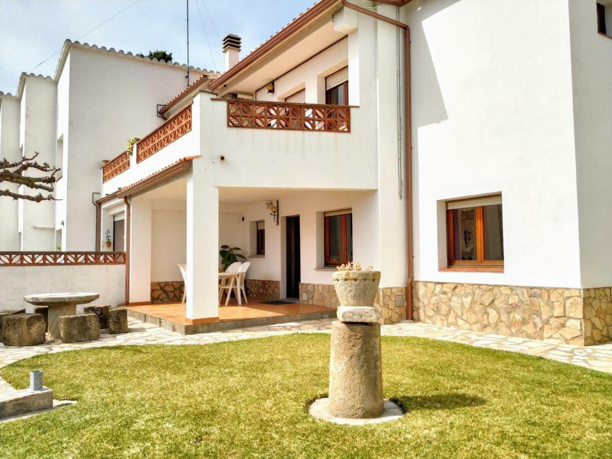 Vacay Apartamento Montgo, Agradable Jardin! En Costa Brava L'Escala! المظهر الخارجي الصورة