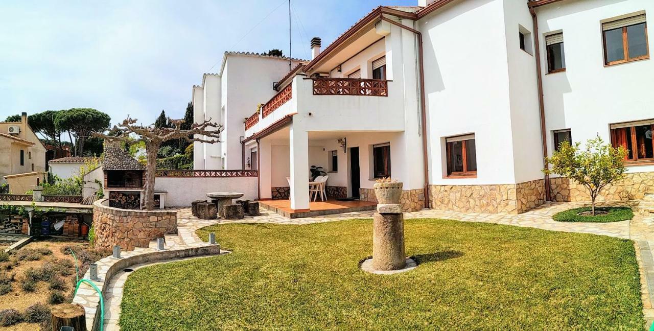 Vacay Apartamento Montgo, Agradable Jardin! En Costa Brava L'Escala! المظهر الخارجي الصورة